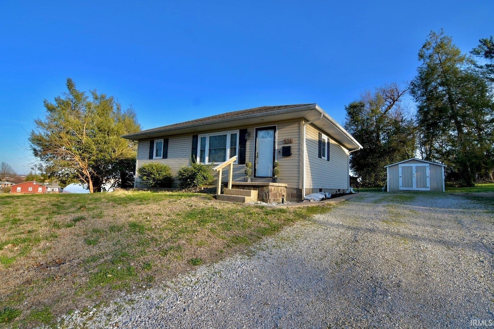 536 E 9th St, Mount Vernon, IN 47620 - photo 1