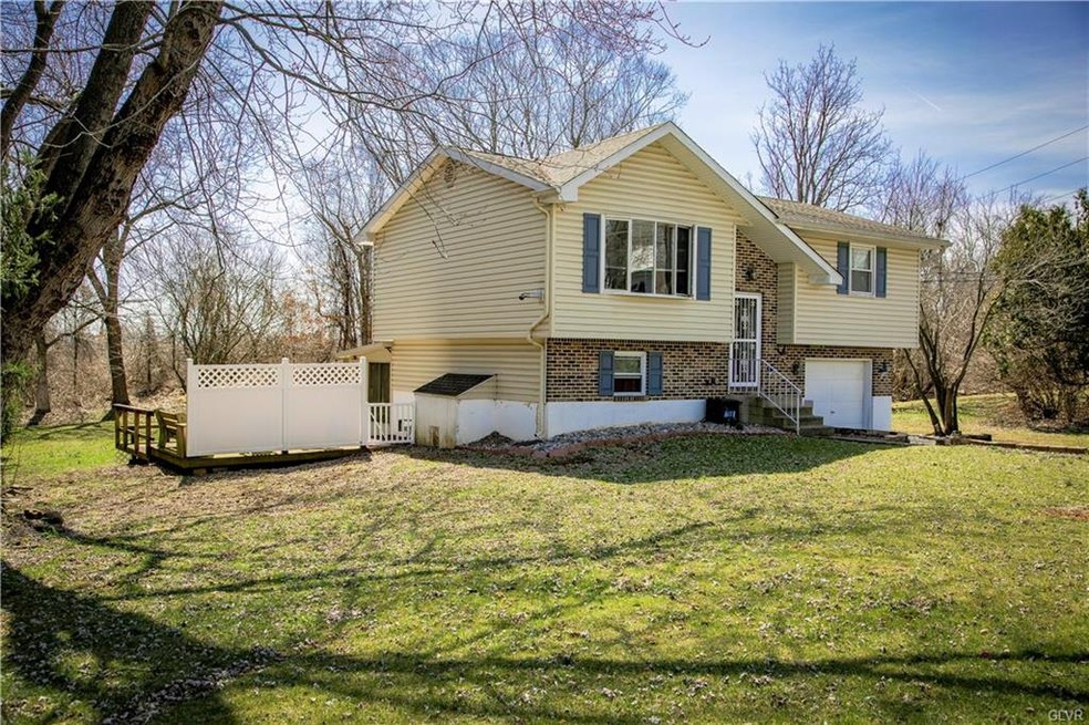 2952 Washington St, Bethlehem, PA 18020 - photo 1