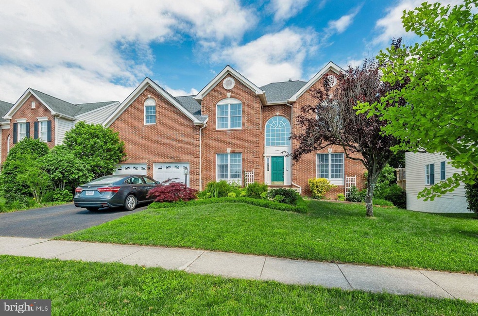 25444 Carrington Dr, Chantilly, VA 20152 - photo 1