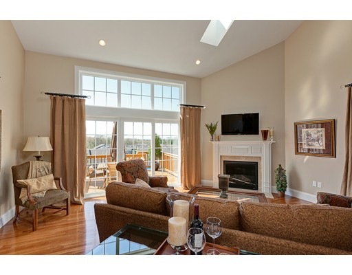 18 Thayer St, Milford, MA 01757 - photo 1