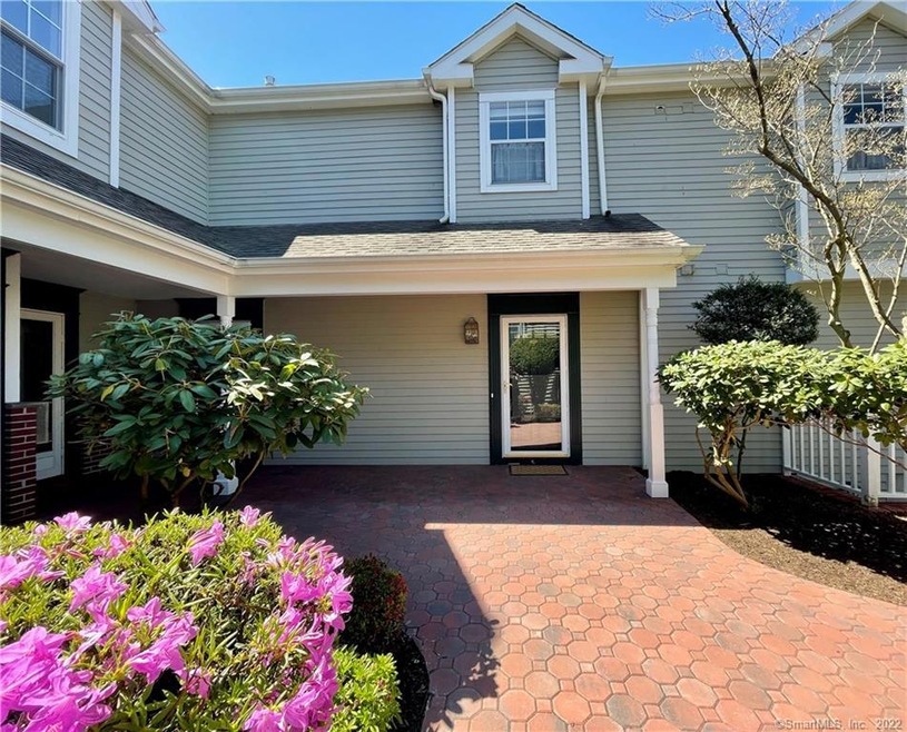 176 Mayfield Dr, Trumbull, CT 06611 - photo 1