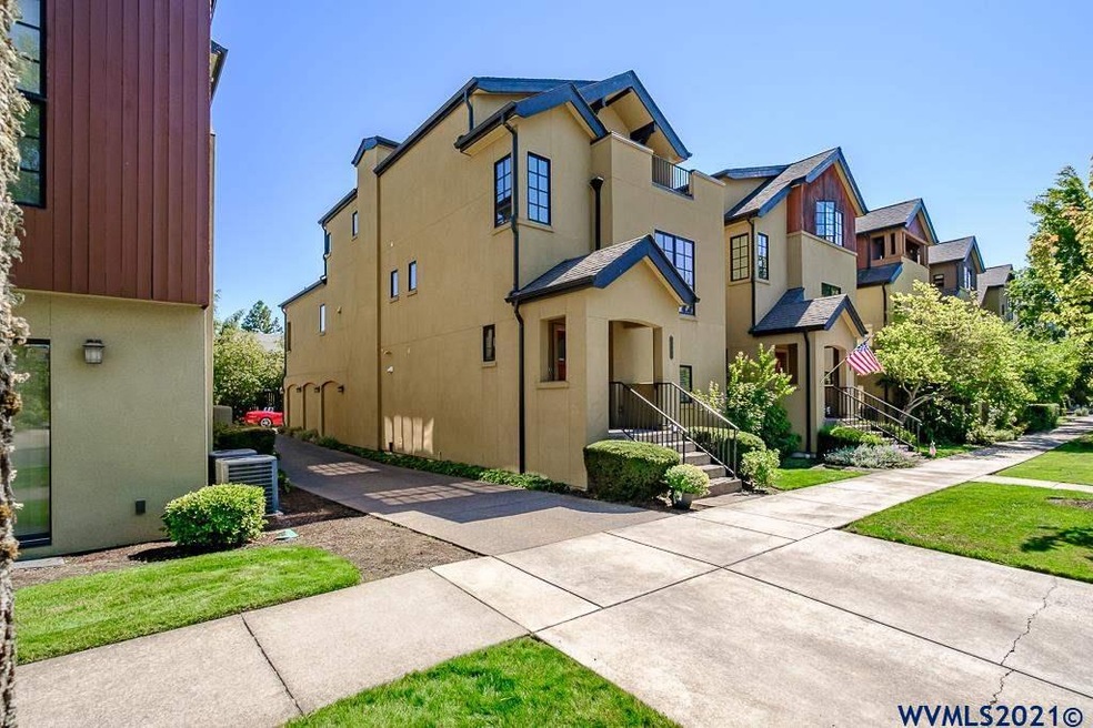 2883 Lord Byron Place, Eugene, OR 97408 - photo 1