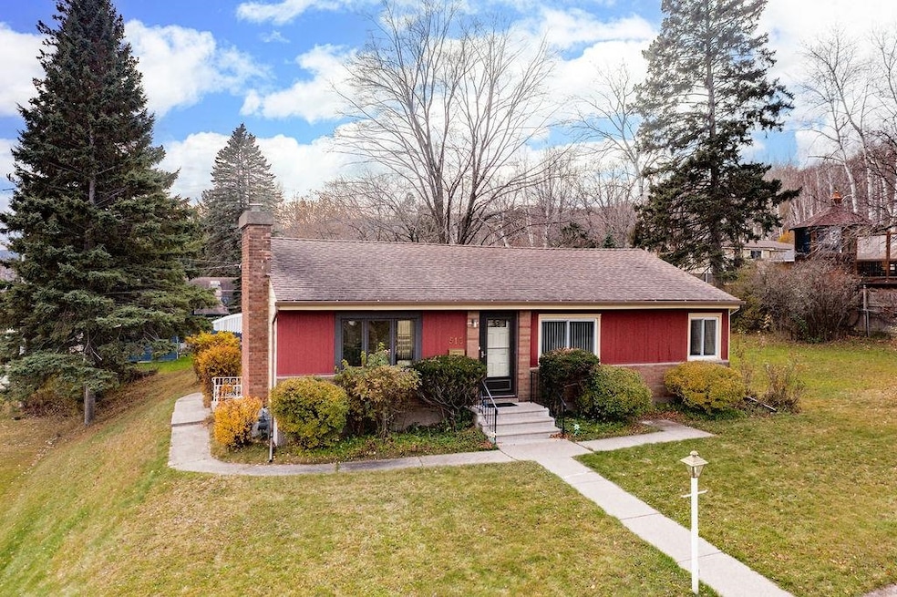 513 N 78th Ave W, Duluth, MN 55807 - photo 1