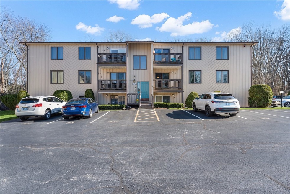 32 Kristee Cir, West Warwick, RI 02893 - photo 1