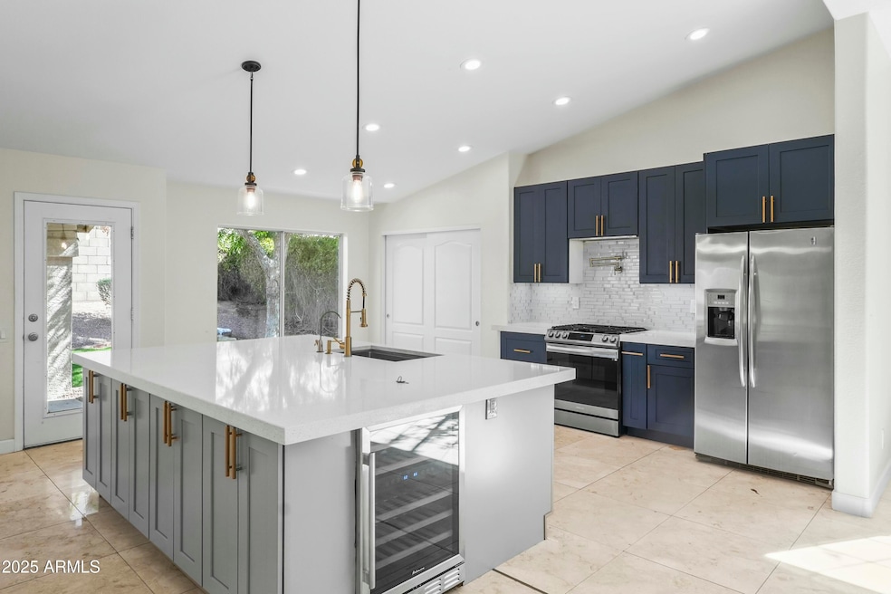 Open Kitchen