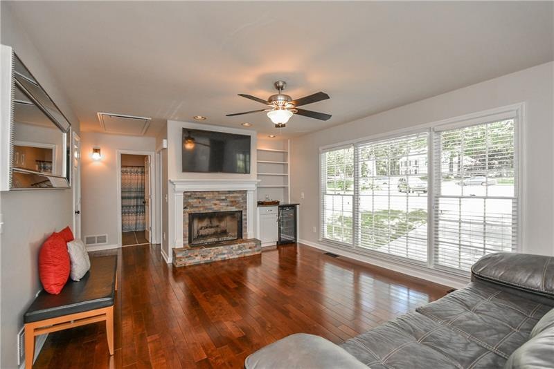 1347 Summit Ln NW, Acworth, GA 30102 - photo 1