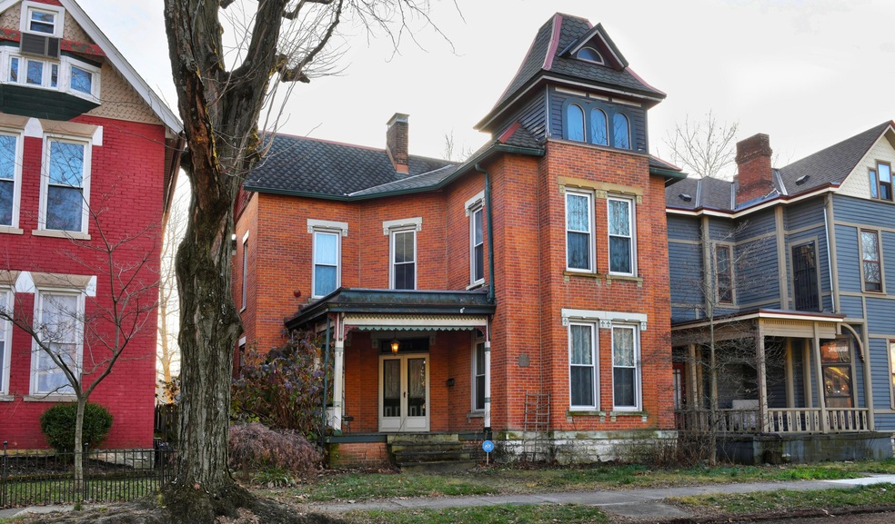 Exterior (1)