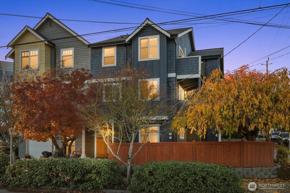 Pending $915,000 • Co-Listing Agent