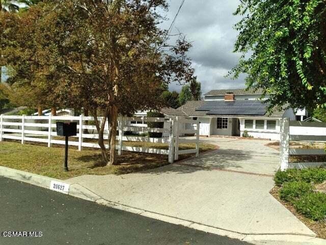 20627 De Forest St, Woodland Hills, CA 91364 - photo 1