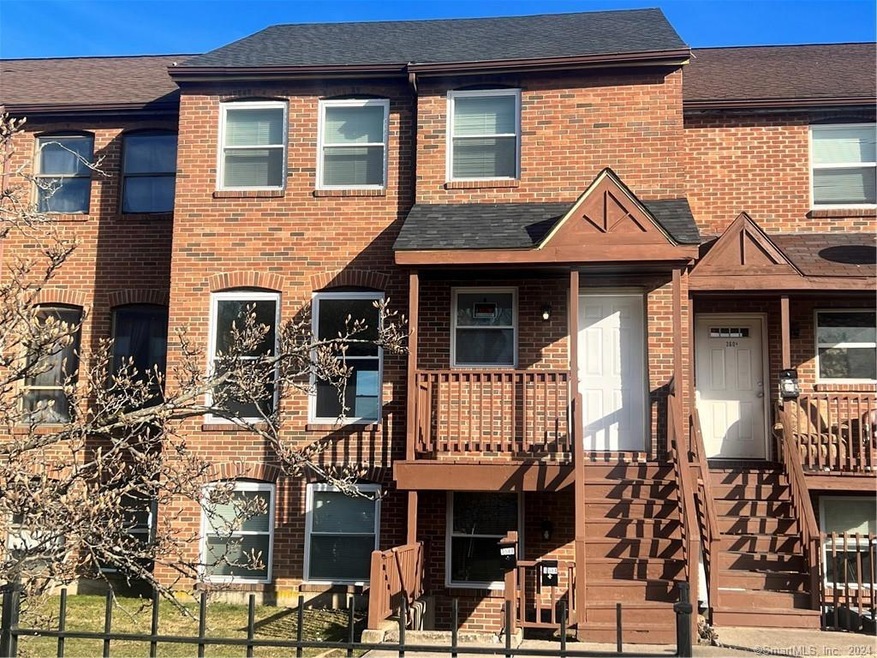 358 Wethersfield Ave, Hartford, CT 06114 - photo 1