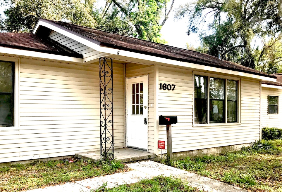 1607 Blanding Blvd, Jacksonville, FL 32210 - photo 1