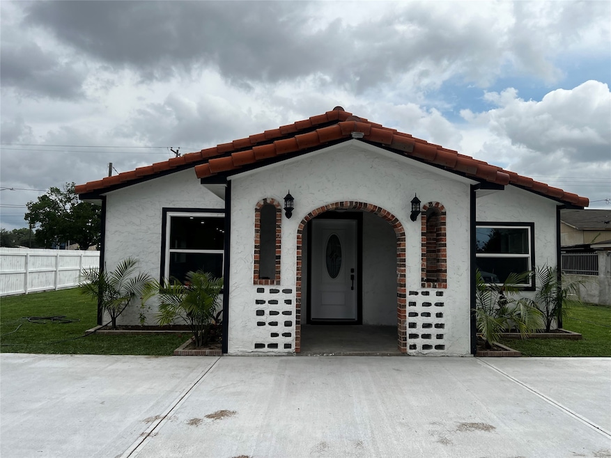 Beautiful home situated in desirable location mins