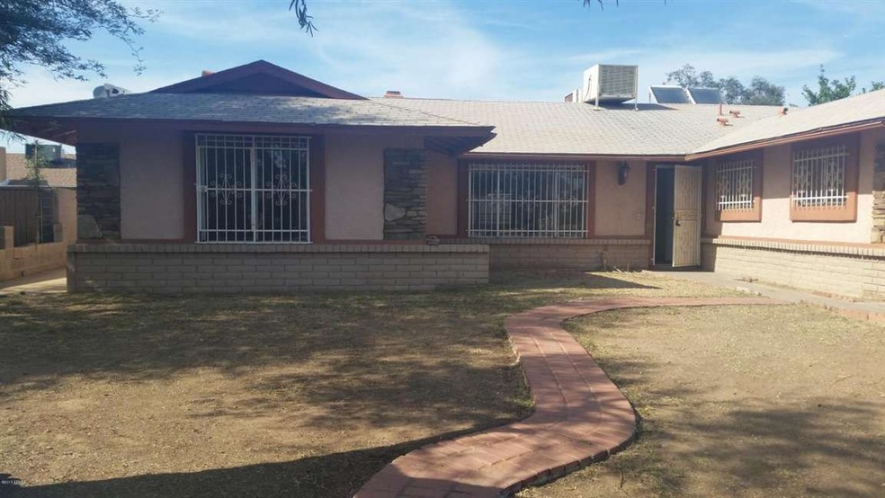 7974 W Westview Dr unit 6, Phoenix, AZ 85033 - photo 1