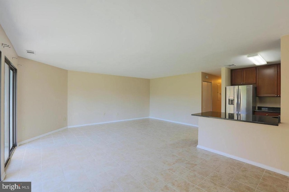 97 Ashlar Hill Ct, Parkville, MD 21234 - photo 1