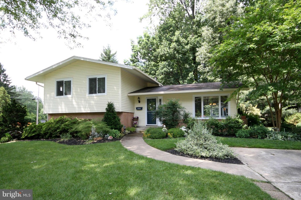 4208 San Juan Dr, Fairfax, VA 22030 - photo 1