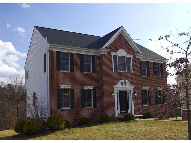 Exterior Front. Wonderful neighborhood with privat