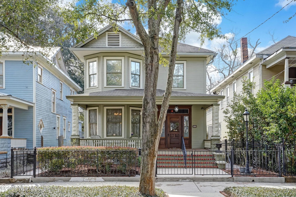 1-web-or-mls-E 7th St-2