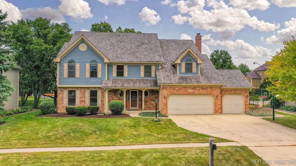 1032 Kristin Ct, Batavia, IL 60510 - photo 1