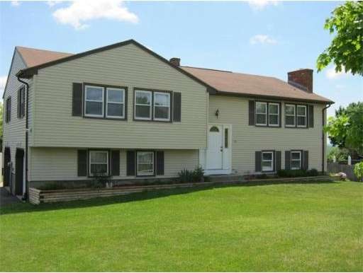 21 Raymond St, Dudley, MA 01571 - photo 1