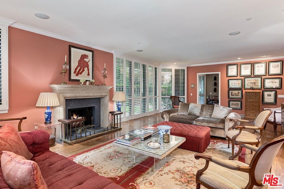 300 N Swall Dr unit 107, Beverly Hills, CA 90211 - photo 1