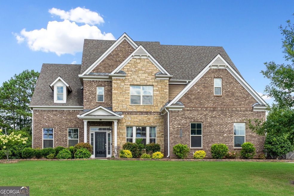3820 Laurel Lake Point - Welcome Home!