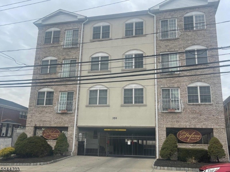 349 S Broad St unit 402, Elizabeth, NJ 07202 - photo 1