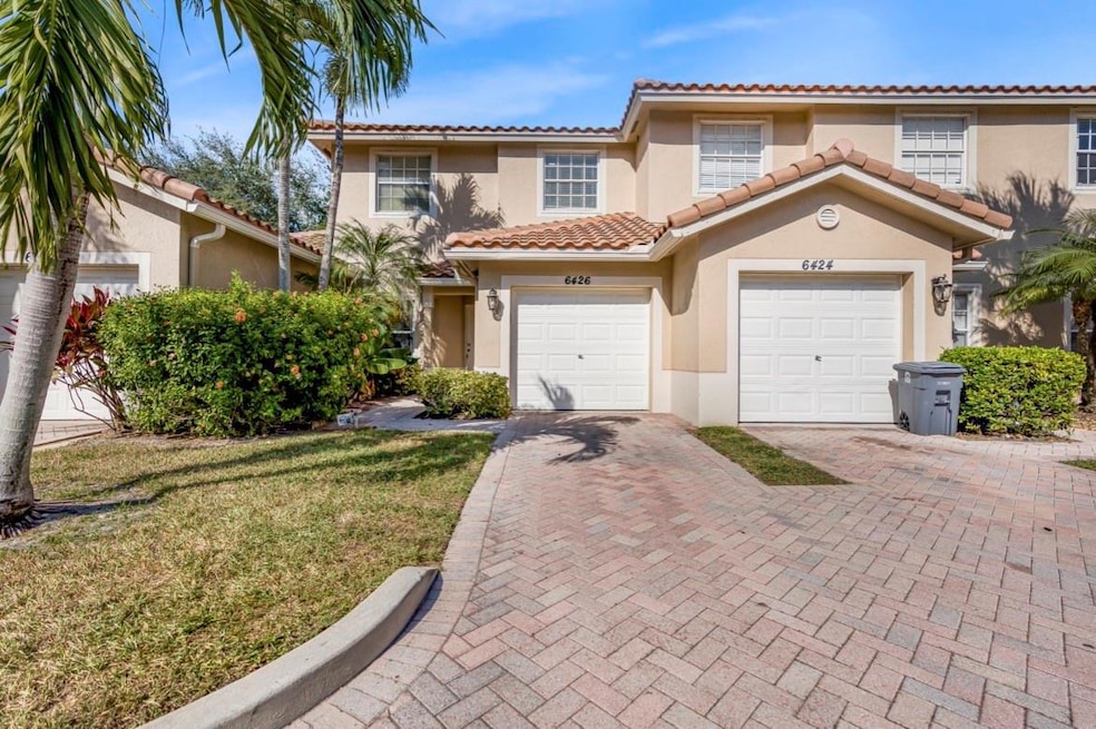 Pending $370,000 • Co-Listing Agent