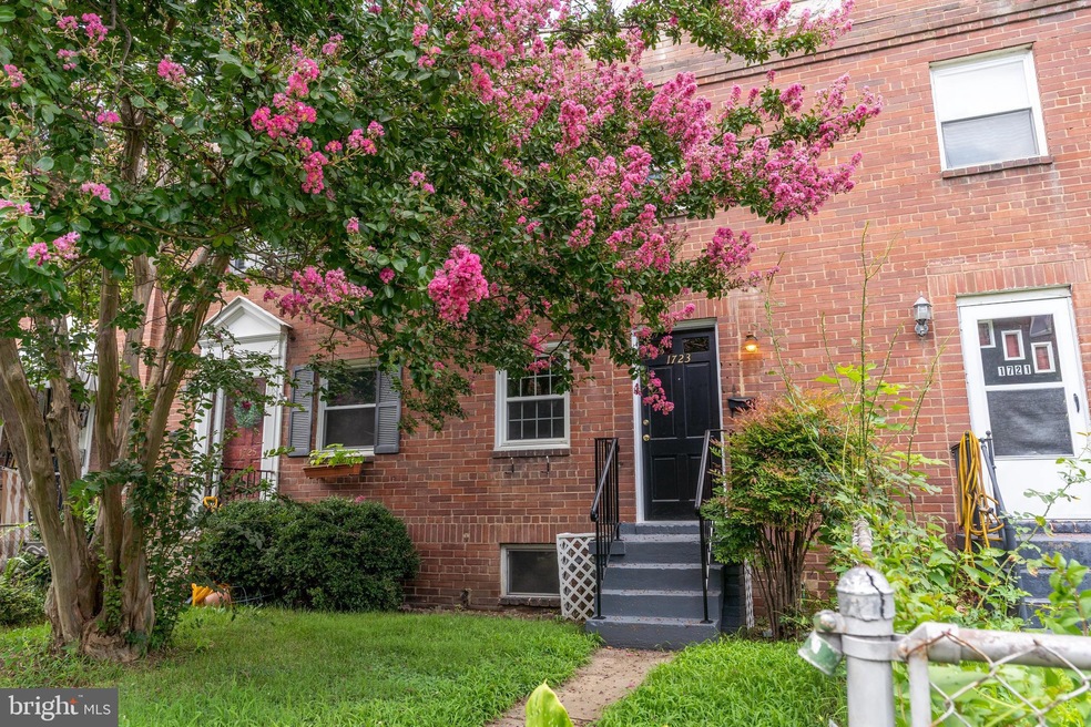 Sold $595,000 • Co-Listing Agent