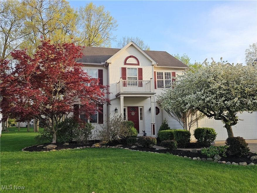 26977 Valeside Ln, Olmsted Falls, OH 44138 - photo 1