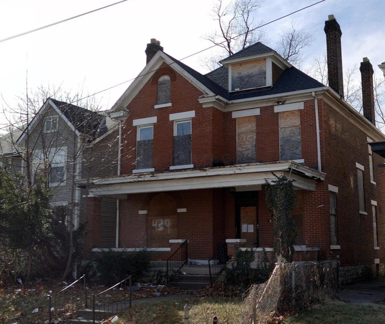 439 Wilson