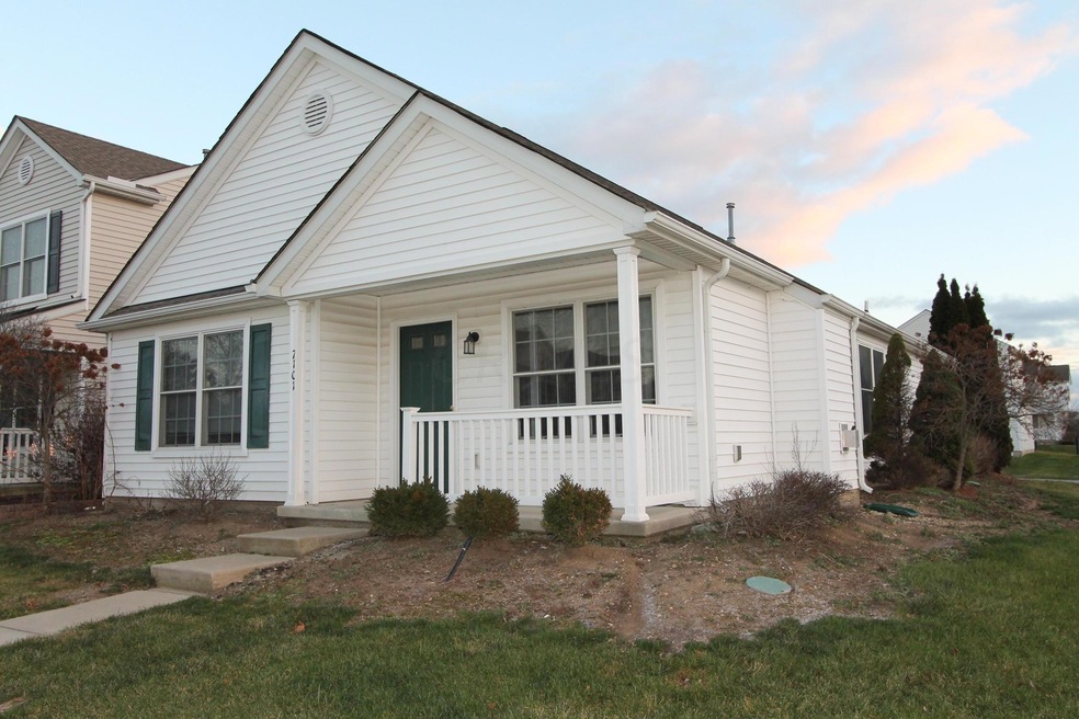 7101 Reynolds Crossing Dr, Reynoldsburg, OH 43068 - photo 1