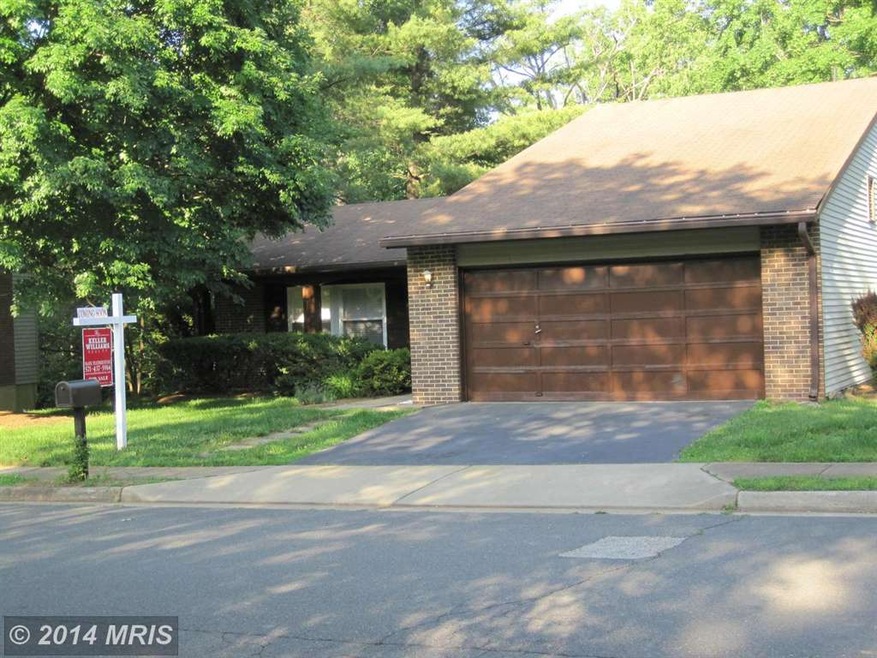 11 Biscayne Place, Sterling, VA 20164 - photo 1