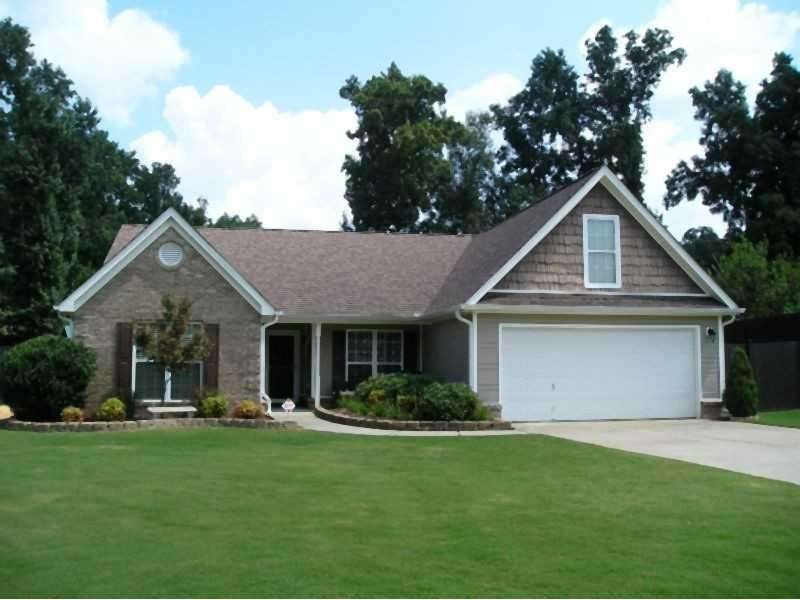 Exterior Front. 835 Custom Lane, Winder GA