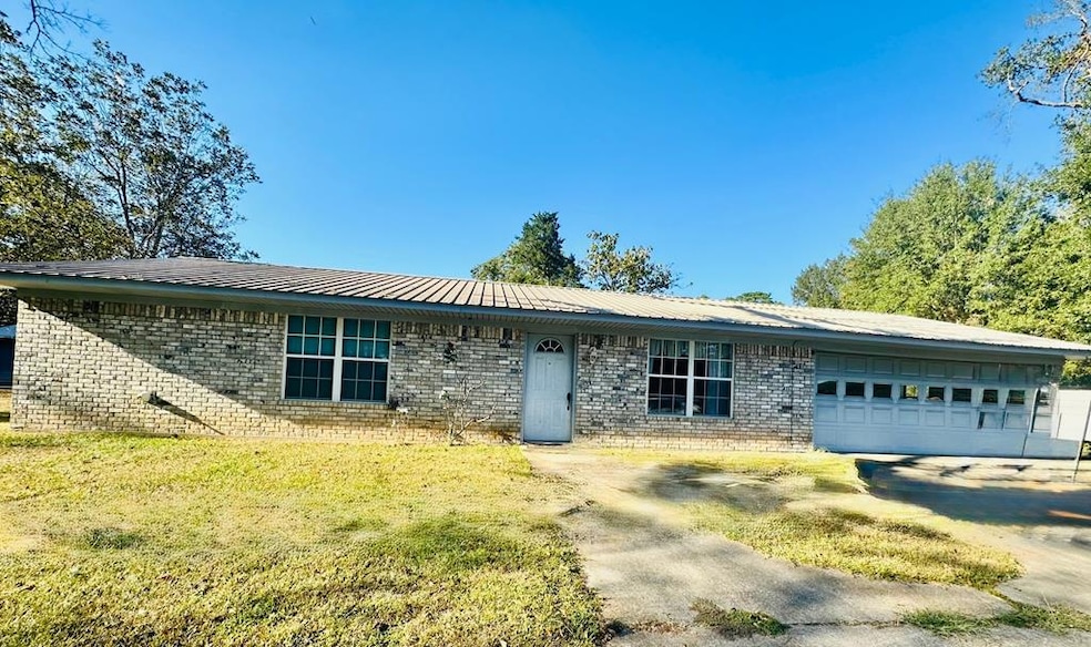 697 Fm 699, Center, TX 75935 - photo 1