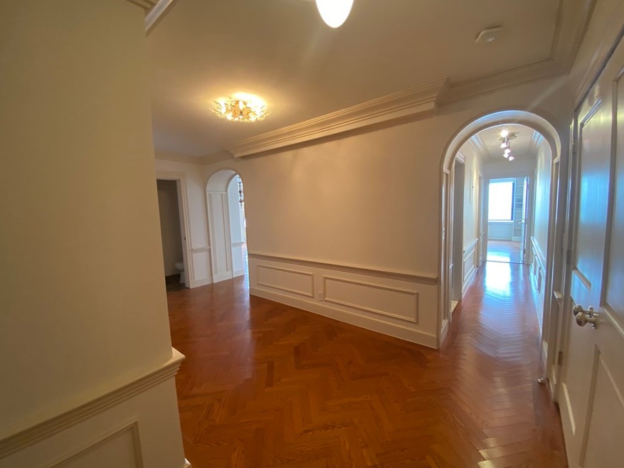 Harbor Towers unit 23B, Boston, MA 02110 - photo 1