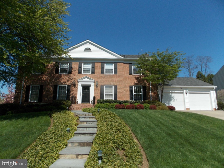 8020 Horseshoe Ln, Potomac, MD 20854 - photo 1