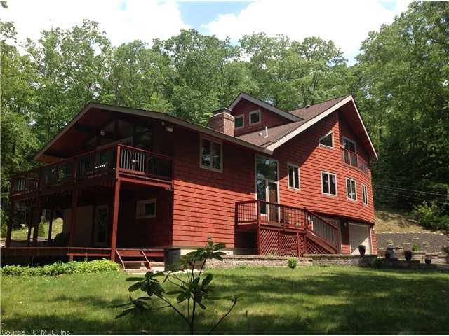 31 Mohawk Dr, Collinsville, CT 06019 - photo 1