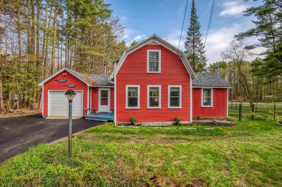 526 Pleasant Valley Rd, Wolfeboro, NH 03894 - photo 1