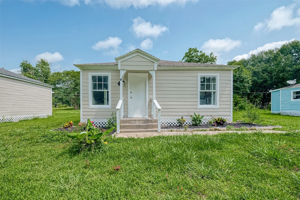 For Rent $1,275/month