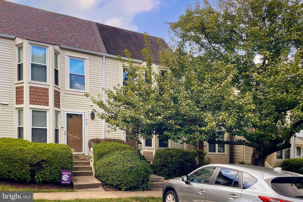 11931 Redtree Way, Reston, VA 20194 - photo 1