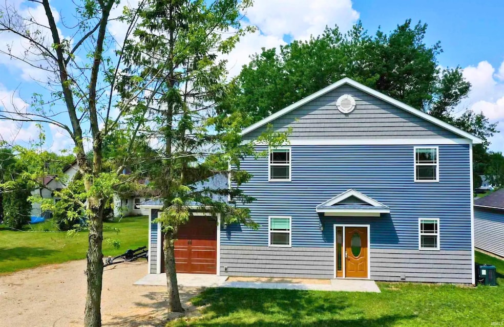 9821 N Marine Key Dr, Syracuse, IN 46567 - photo 1