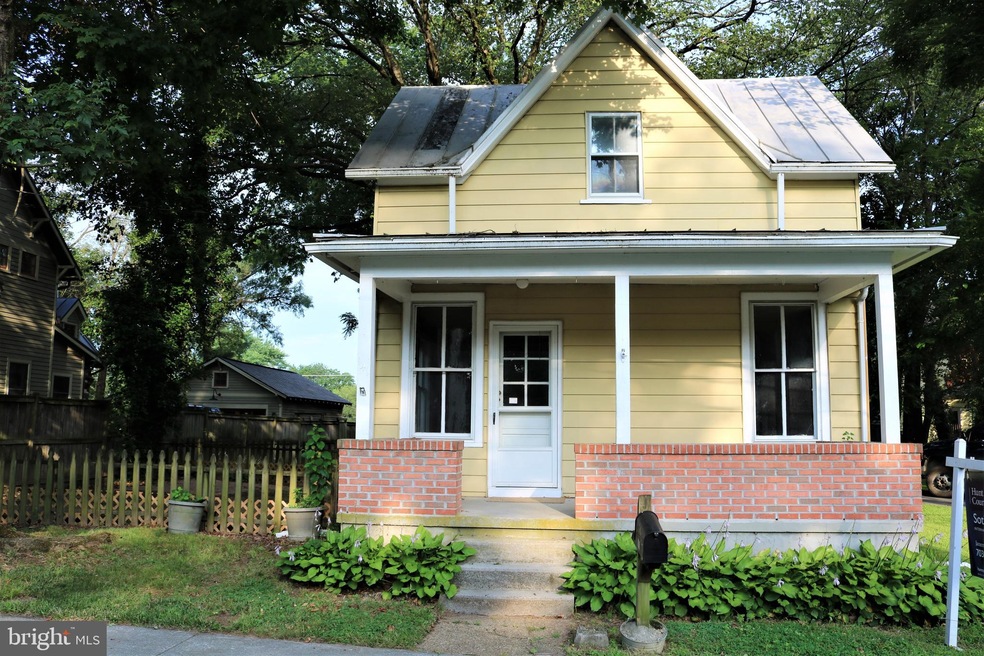 141 N 18th St, Purcellville, VA 20132 - photo 1