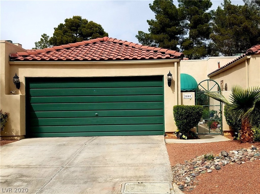 Welcome To Your New Home! Private 2 Car Garage And