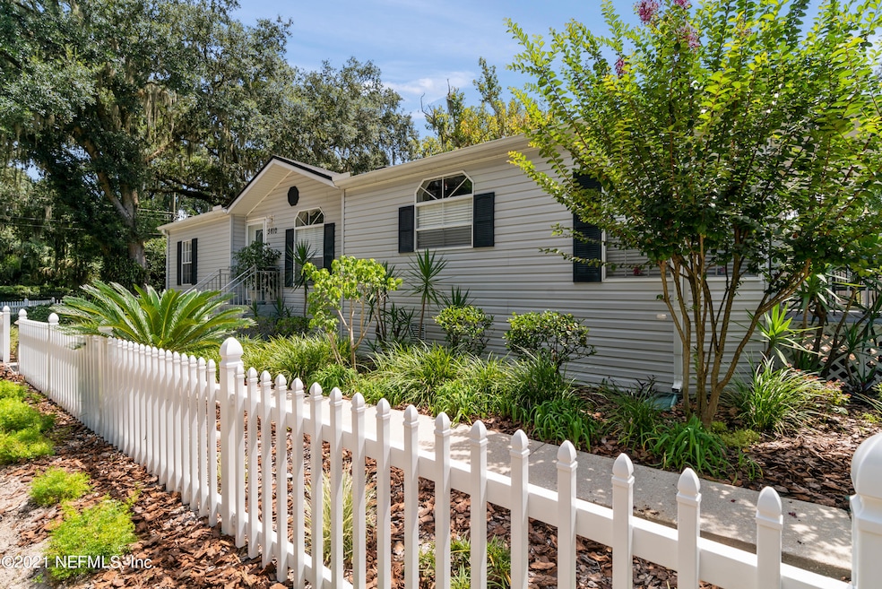 5610 Ortega Farms Blvd, Jacksonville, FL 32244 - photo 1