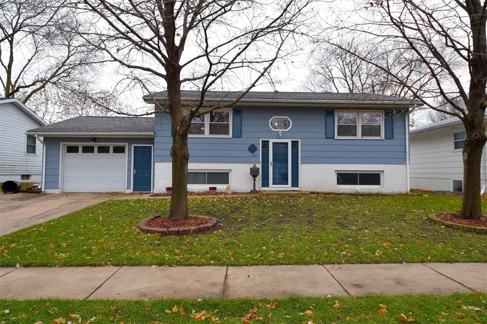 318 31st St SW, Cedar Rapids, IA 52404 - photo 1