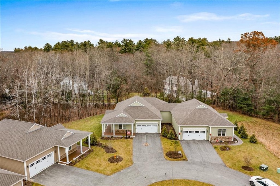 53 Spring Hill Dr unit 39, Uxbridge, MA 01569 - photo 1