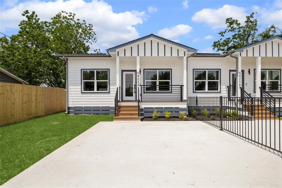 Welcome to this BRAND NEW gated duplex, with excel
