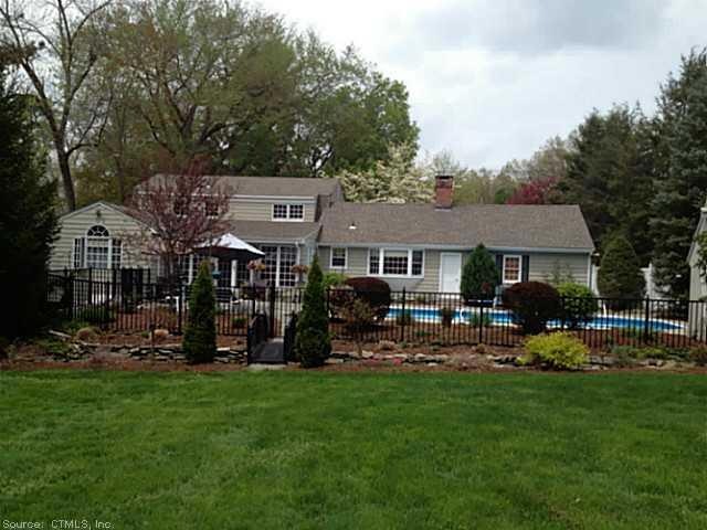 60 Chestnut Hill Rd, Glastonbury, CT 06033 - photo 1
