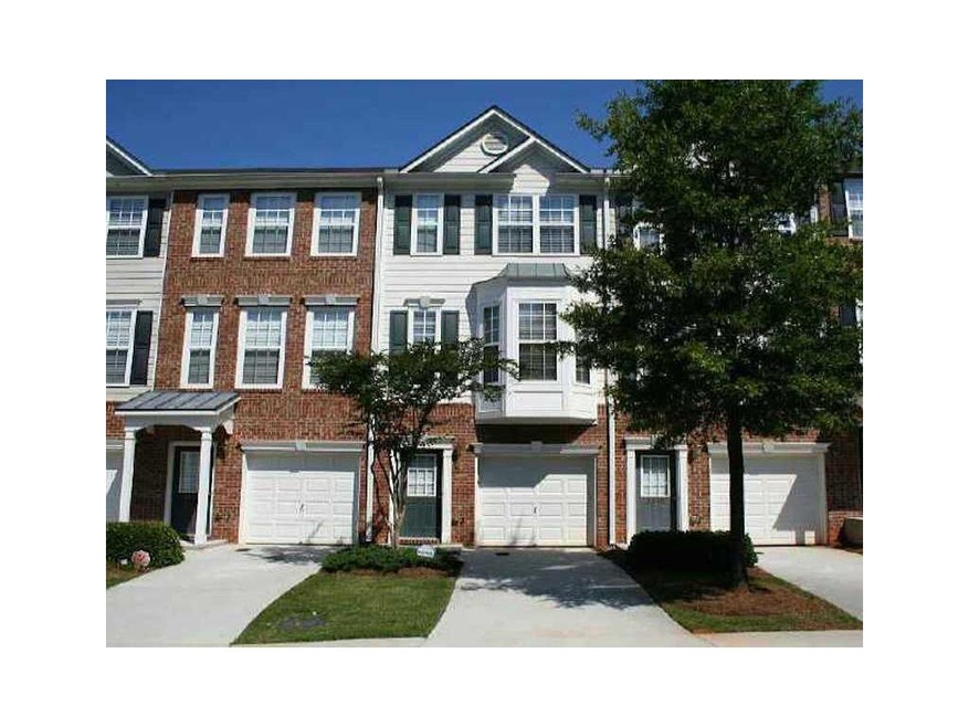 Exterior Front. Amazing 2 BR/2.5 BA Townhome in gr