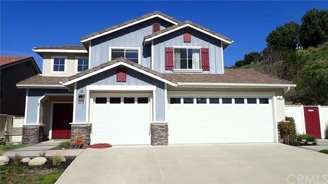 Large lot and well maintained home in Wagon Wheel.